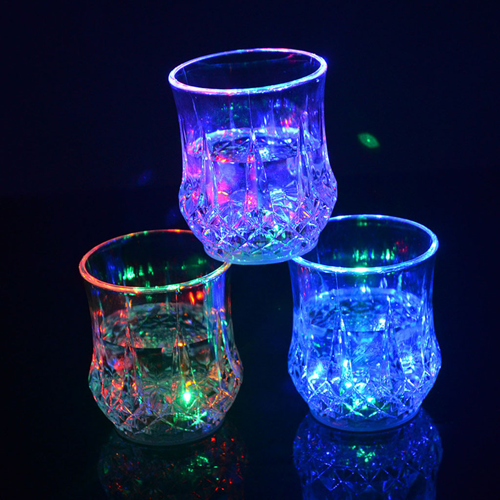 Colored LED Glowing Drink Cup  - đánh giá và giá Wine Beer Glass