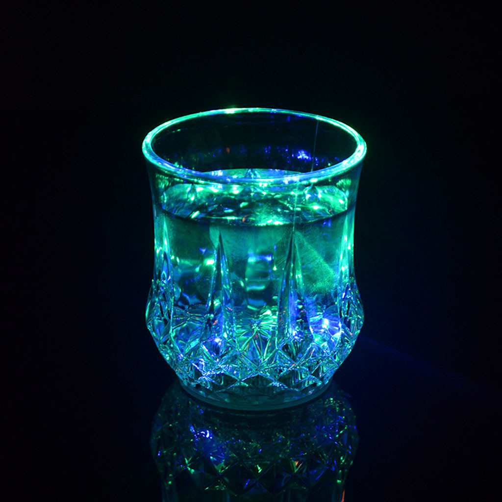 Colored LED Glowing Drink Cup  - đánh giá và giá Wine Beer Glass